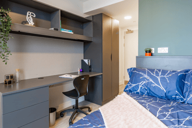 Superior En Suite - Image 1